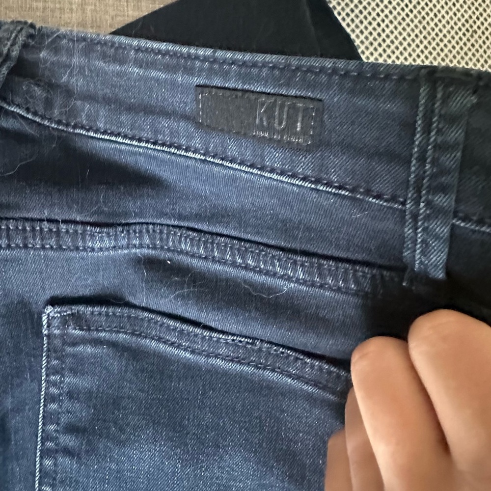 Kut from the Kloth skinny jeans size 28